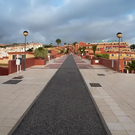 Laguna Park Ii 公寓 阿德耶