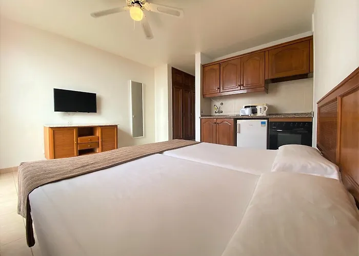 Laguna Park Ii Апартаменты Адехе